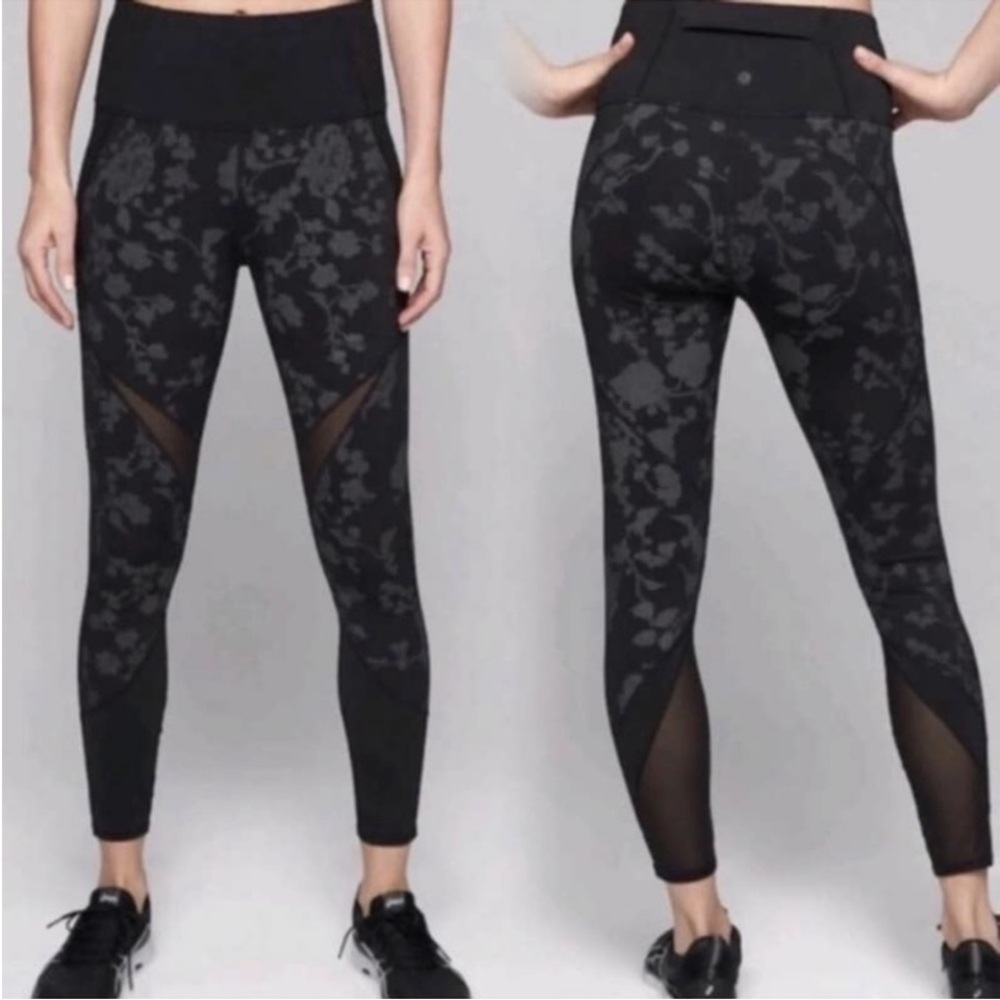 Athleta Women’s Moonlight Precision Black Floral Leggings Mesh Athleisure Small